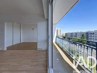 Apartment in La Rochelle (17000)