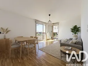 Apartment in Bobigny (93000)