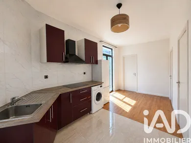Apartment in Suresnes (92150)