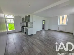 Maison à Saint-Sulpice-Laurière (87370)