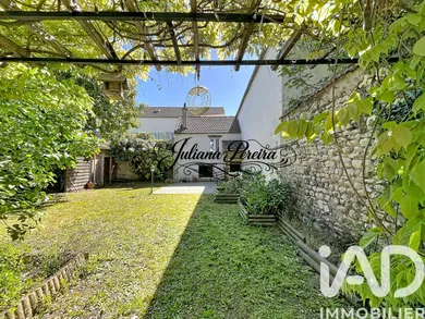 Maison à Mantes-la-Ville (78711)