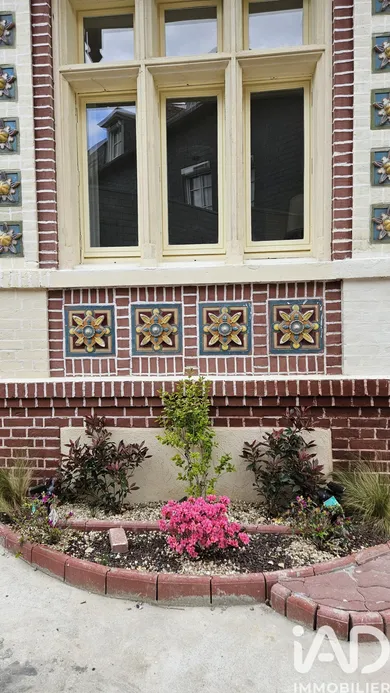 Vente maison à Le Neubourg (27110) : maison 9 pièces 378 m² — 3