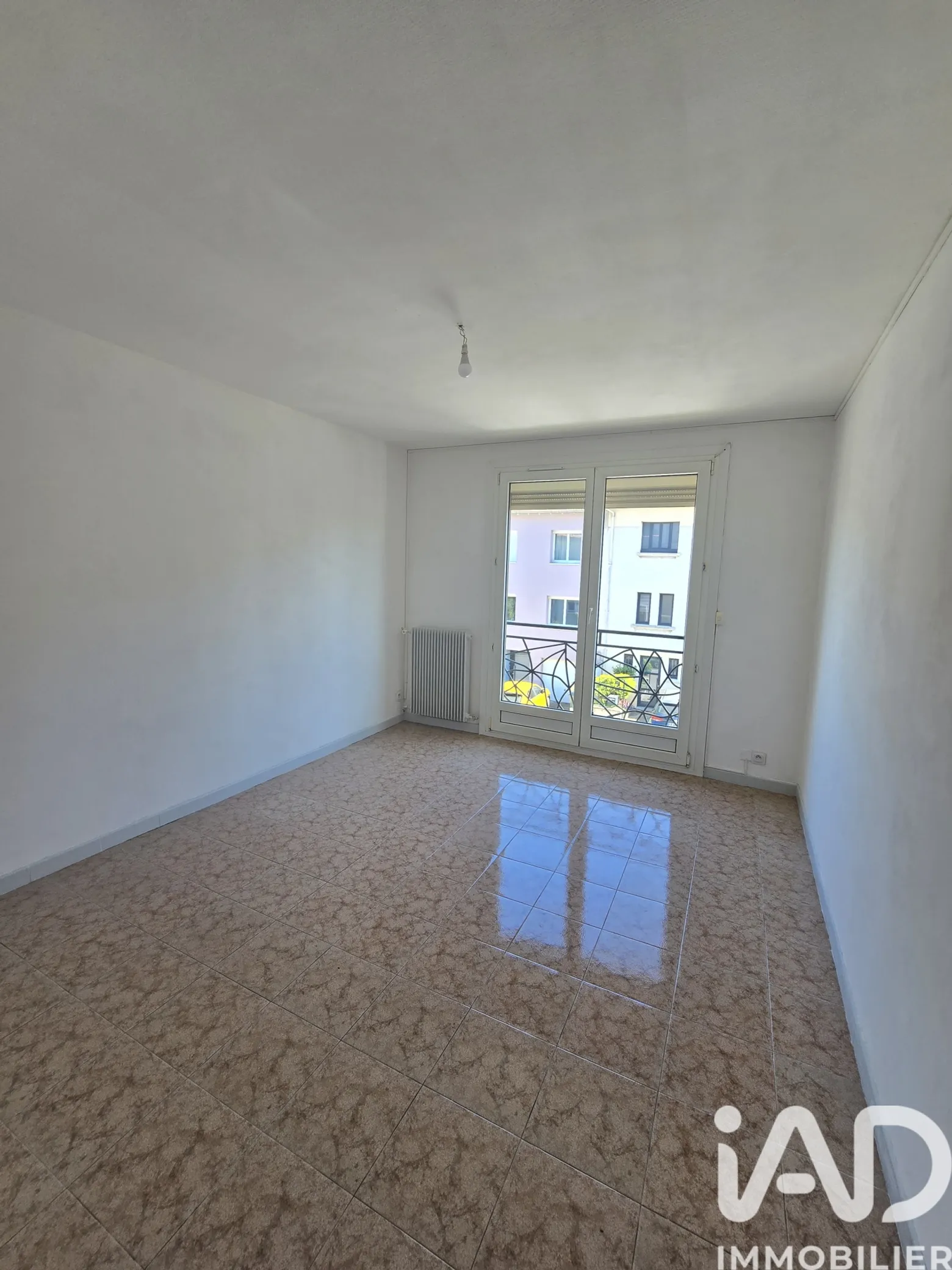 Vente appartement à Vandœuvre-lès-Nancy (54500) : appartement 3 pièces 53 m² - 2013293 — 2