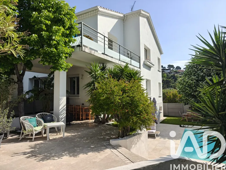 Maison 5 pièces 228 m² · à Toulon · 228 m² · 798 000 €