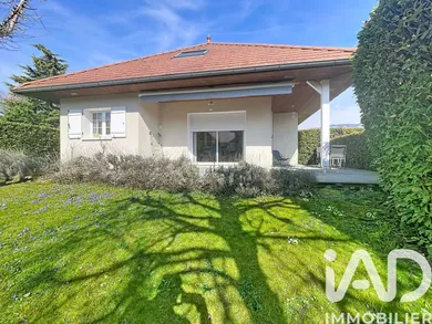 Architectural house in Héry-sur-Alby (74540)