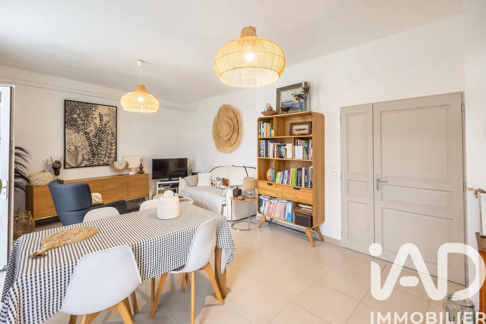 Vente appartement à Fontvieille (13990) : appartement 2 pièces 73 m² - 2005560 — 2