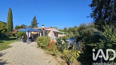 Village house in Méjannes-le-Clap (30430)