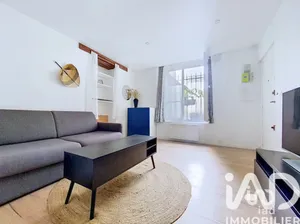Studio à Versailles (78000)