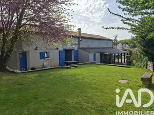 Park home in Cherves (86170)