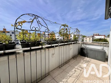 Apartment in L'Île-Saint-Denis (93450)