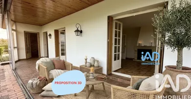 Maison traditionnelle à Saint-Bonnet-les-Oules (42330)