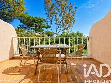 Apartment in Les Issambres (83380)