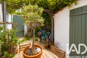 Maison de ville à Fontvieille (13990)