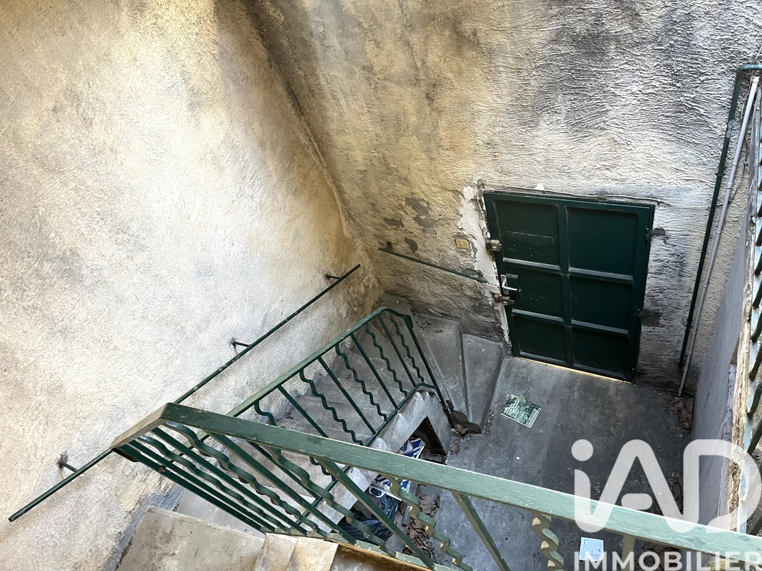 Vente immeuble 250 m² à Mornas (84550) - 2074961 — 2