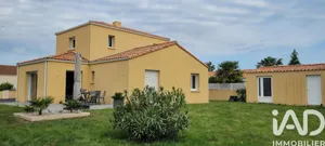 Maison à Aizenay (85190)