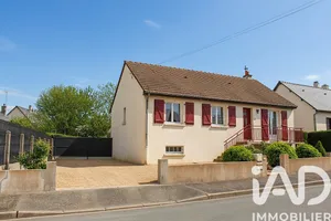 Maison à Mayenne (53100)