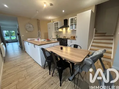 Immeuble à Beauquesne (80600)