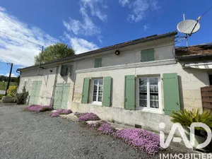 Maison à Sainte-Lheurine (17520)