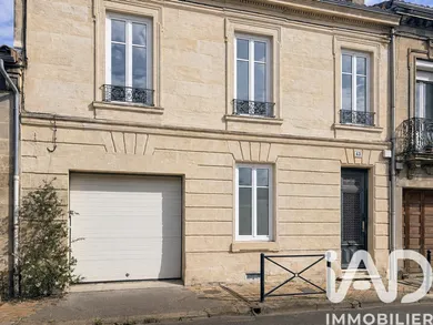 Maison à Bordeaux (33300)