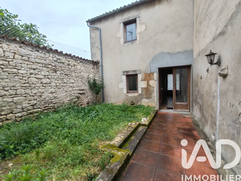 Maison 3 pièces 53 m² · à L'Houmeau · 53 m² · 212 000 €