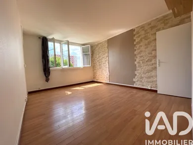 Apartment in Choisy-le-Roi (94600)