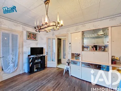 Maison à Saint-Denis (93200)