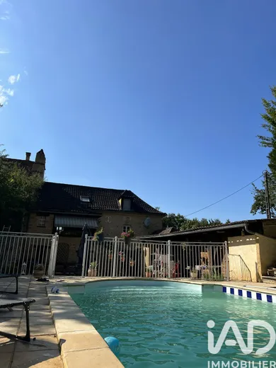 Maison traditionnelle à Saint-Cirq-Madelon (46300)