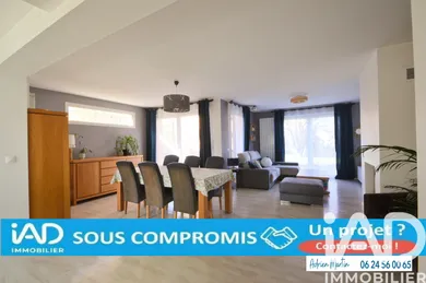 House in Agincourt (54770)