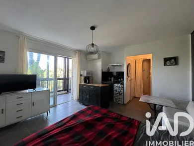 Studio in Cogolin (83310)