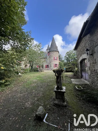 Château à Lagraulière (19700)