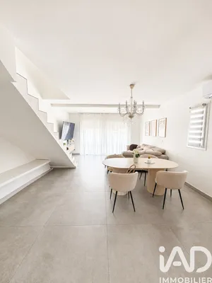 Maison traditionnelle à Pouzolles (34480)