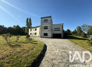 Maison d'architecte à La Norville (91290)