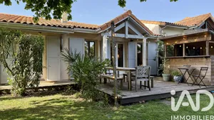 House in Pessac (33600)