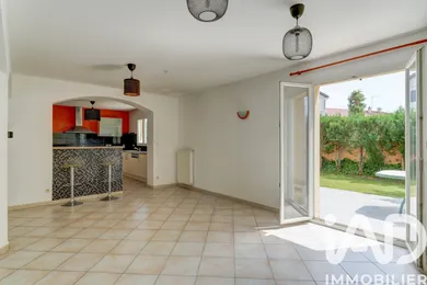 House in Meyzieu (69330)