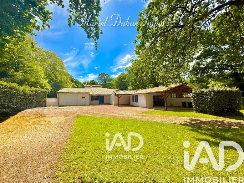 Maison 5 pièces 111 m² · à Les Mathes · 111 m² · 360 000 €