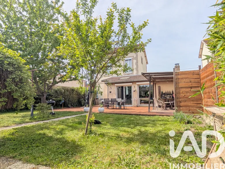 Maison 7 pièces 145 m² · à Saint-Memmie · 145 m² · 235 000 €