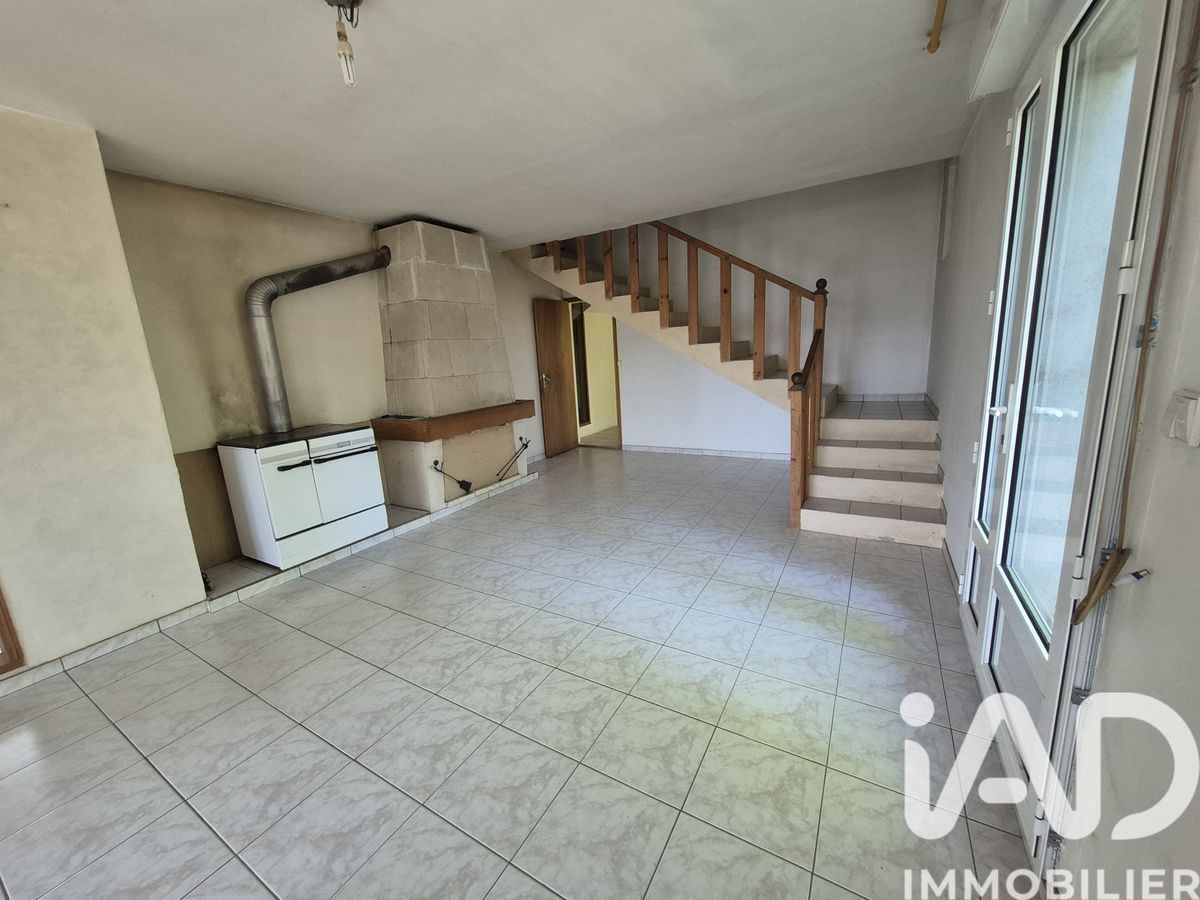 Vente maison à Thouars (79100) : maison 4 pièces 87 m²
