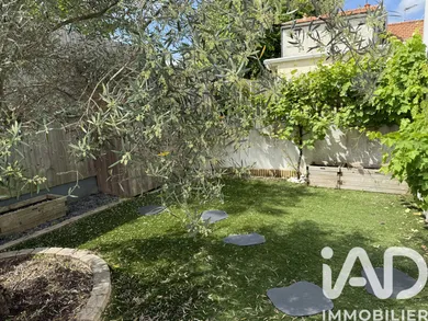 Townhouse in Villenave-d'Ornon (33140)