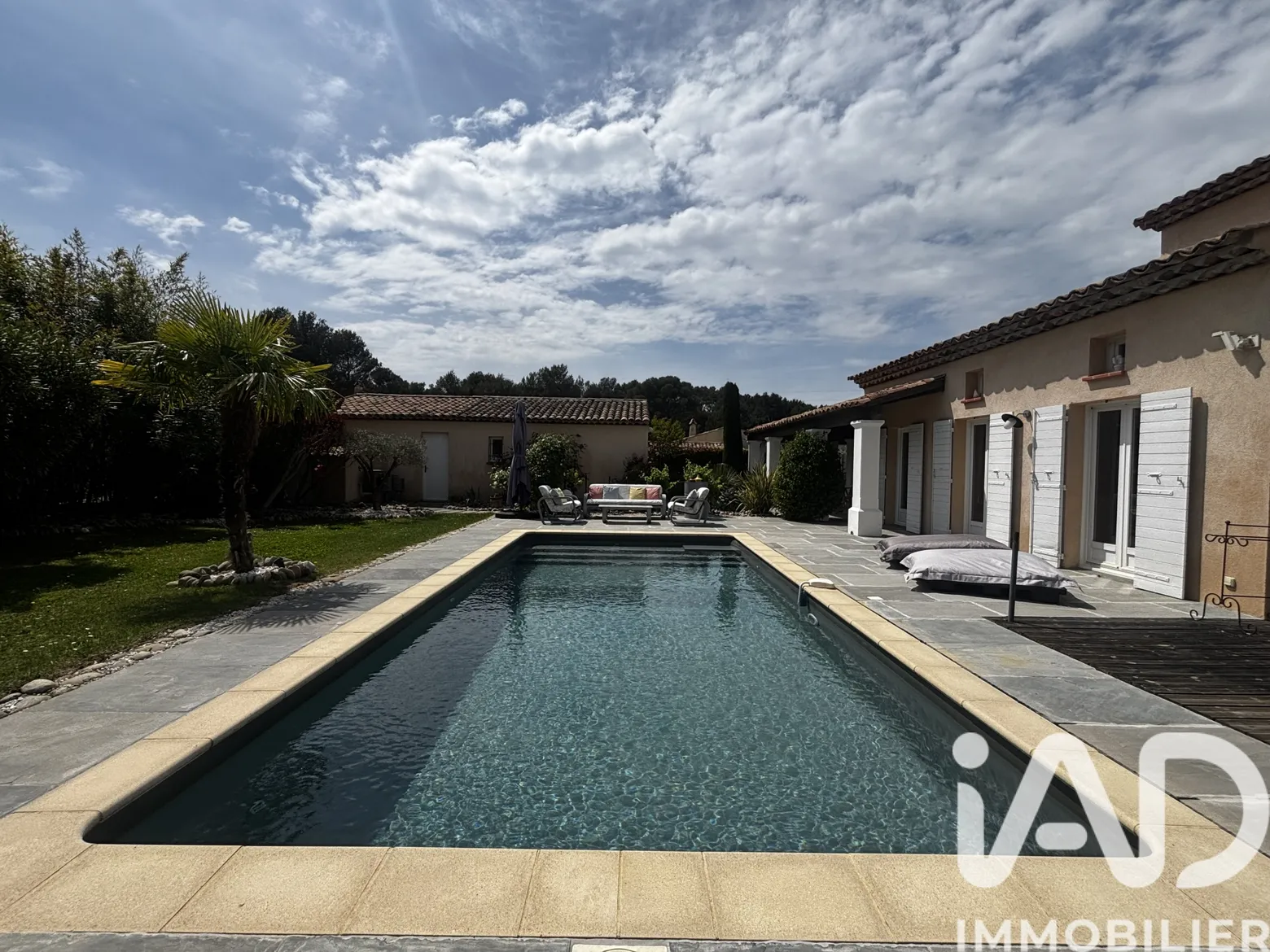 Vente maison à Mallemort (13370) : maison traditionnelle 6 pièces 139 m² - 2012573 — 3