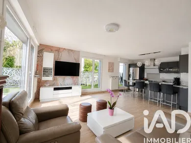 Apartment in Villepinte (93420)