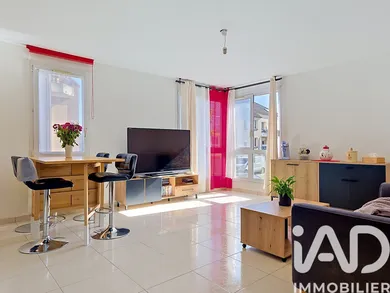 Apartment in Pontault-Combault (77340)