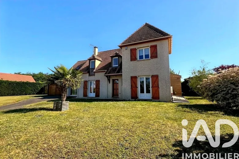 Maison 7 pièces 168 m² · à Cherisy · 168 m² · 363 000 €