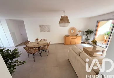 Apartment in Antibes (06160)