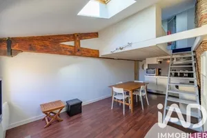 Apartment in La Rochelle (17000)