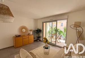Apartment in Antibes (06160)