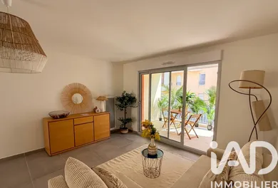 Apartment in Antibes (06160)