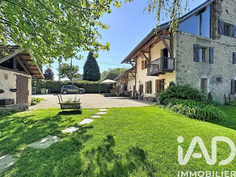 Maison 6 pièces 165 m² · à Arenthon · 165 m² · 780 000 €
