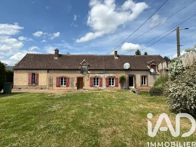 Maison à Aunay-sous-Crécy (28500)