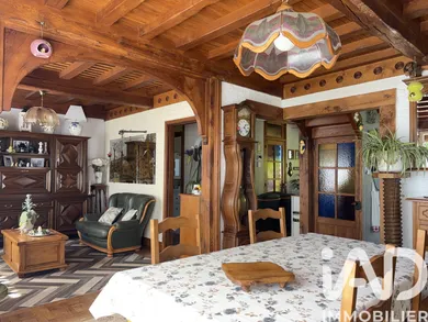 Traditional house in Gasny (27620)