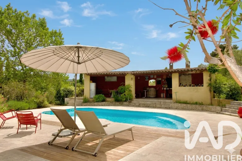 Maison 6 pièces 164 m² · à Velaux · 164 m² · 799 000 €